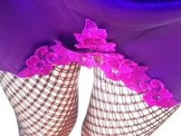 Jeune femme célibataire. charmante, irrésistible, coquine