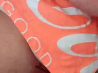 Ik ben een ondeugend meisje dat boordevol verrassingen zit, een speelse vrijgezel. Geniet van mijn vrijheid maar ik heb ook een duidelijke behoefte aan intimiteit. Ben een ruimdenkende jonge vrouw en wil het liefst erotiek beleven in de ruimste zin van het woord, ben biseksueel en ik hou van een lekkere stoeipartij met aangenaam gezelschap. Vindt het tevens belangrijk dat mijn partner ook heerlijk aan zijn of haar trekken komt, tijdens het liefdesspel weet ik te geven en te nemen.