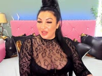 "I’m your Velvet Queen