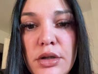 Jeune femme chaude, au gros cul, gros seins, avec des magnifiques rondeurs, prête à exaucer tout vos souhaits ! Prend place et regarde mon show de folie qui te fera oublier tout tes soucis ! Pour les plus curieux mes lives vip se font avec des jouets