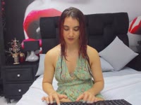 Hello, I am a passionate and creative young woman, ready to make every show with me truly unforgettable. I love chatting, discovering your fantasies, and creating personalised experiences just for you.I speak a little English (I try Hahaha) and clearly Spanish, so you can always feel comfortable in my room.