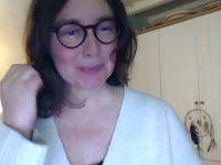 Fresh Mint Tea — recipe.
You’ll need:
A handful of fresh mint leaves. Hot water, just shy of a boil. A drizzle of honey, if you like it sweet. Optional: a slice of lemon, for that teasing sharpness.How to make it:
Start by waking the mint.
Don’t rush it — roll the leaves gently between your palms until their perfume rises.
Lay the leaves in your cup or teapot.
Pour the hot water — slowly.
Watch it swirl.
Wait. Three minutes. Maybe four.
Taste.
Sip it slowly.