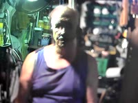 sono un maturo aperto a tutti i giochi mi piace esibirmi in videochat a pagamento perche mi eccita molto sia con il cazzo giocando e anche con il culetto aperto e usando anche giocattoli.