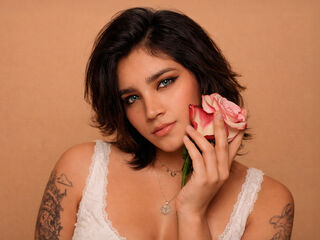 camgirl fingering shaved pussy AlexiaBanner