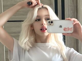 hot naked webcam girl CourtneyAdamo