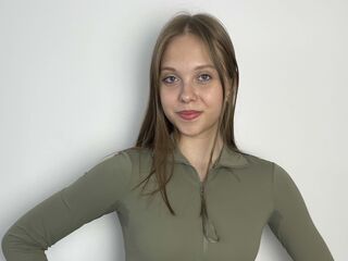 live webcam model ElviaSix