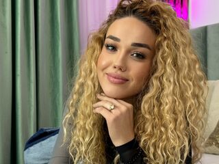 masturbating JessyJill