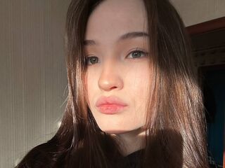 girl topless LauriRendleman