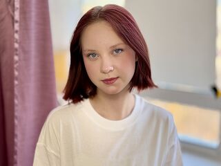 girl webcam show MaisieMundhenk