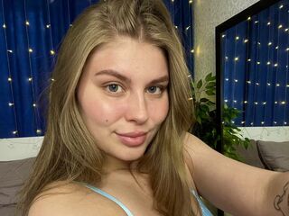 camgirl MilaOlivers