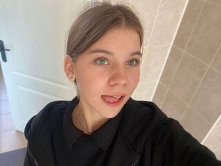 free live cam NadineGene