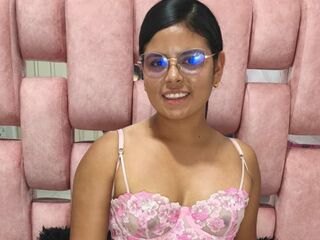 sexy webcamgirl pic SalomeHarman