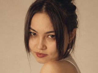 naked girl with webcam masturbating with vibrator SeeBugl