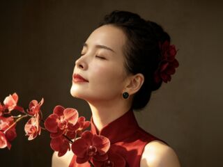 camgirl fingering shaved pussy XuanyuLin