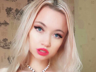 shower live cam AlinaHopkins