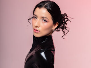 camslut topless CharlotteHalley