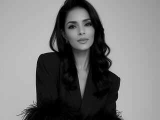 hot cam girl EmiBrow