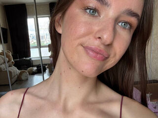 hot naked cam girl GingerWareham