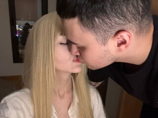 cam couple photo AliceAndMarkus