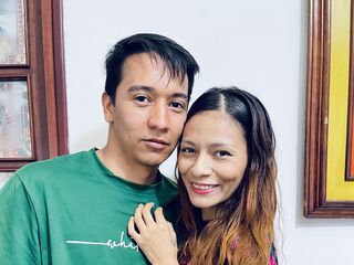 naked cam couple masturbating GabyAndHugo