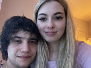 camcouple masturbating with dildo KaliAndGaz