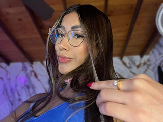 girl slave web cam DacotaSantos