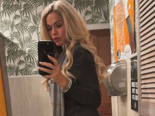 girl foot webcam KellyScottish