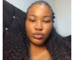 rubber fetish web cam girl ReenaVoss