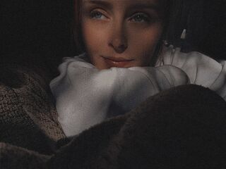 bizarre video chat SweetTees