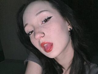 chat room webcam photo AccaBelow
