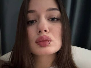 kinky webcam model AdelleGandert