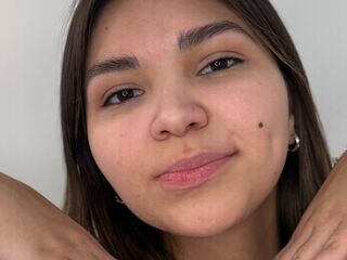 live sex pic AdriaKunstlinger