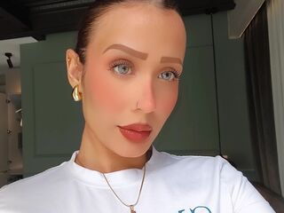 fingering camgirl AdrianaRossetti