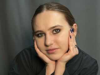 streaming live cam AlanaHowlett