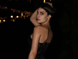 webcamgirl chat room AlfredaTrisler