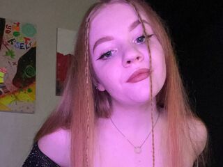 camwhore masturbating with vibrator AliceSmithen