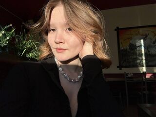 girl chatroom AliseBlade