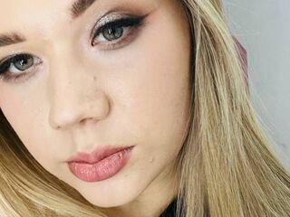 free live webcam picture AminaDigges