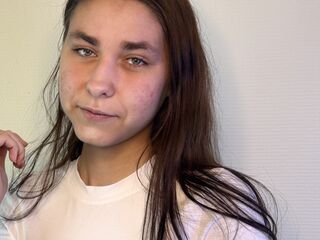 camgirl showing pussy AngelaDefelice