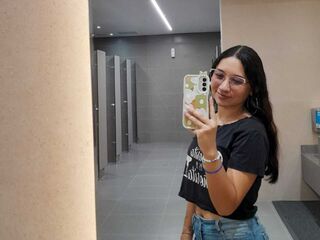 naked cam chatroom AnitMiller