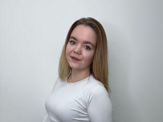 naked girl with live cam AnnisAnness