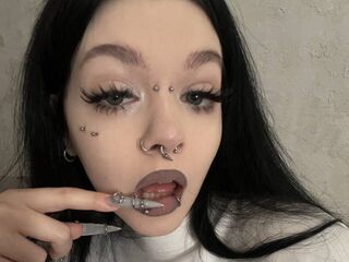 camgirl fingering shaved pussy AnstyBlack