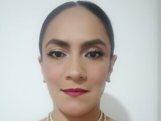 closeup cam AntonellAdiosa