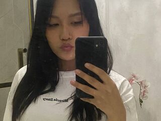 webcam babe BerniceMaguire