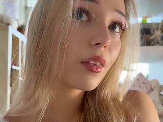 kinky webcam video BernieceFrisch