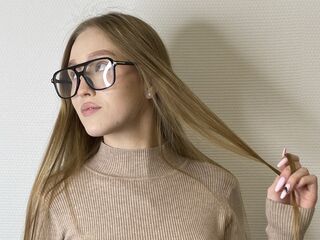 shaved pussy web cam BertaAnnarummo