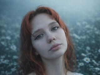 naughty camgirl masturbating with dildo BlancheDobrich