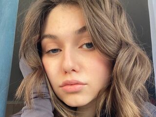 naked camgirl gallery BriannaMauzey