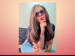 naughty video chat CamiRoberts