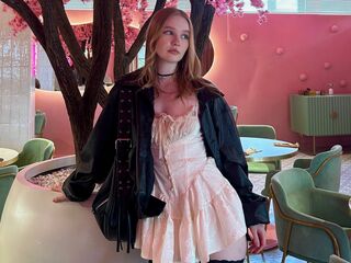 chatroom webcam pic CandiFerretti